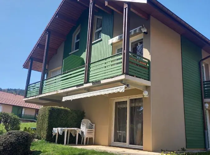 Duplex 5 Pers Avec Piscine ジェラールメ